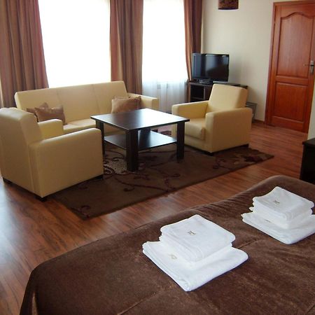 Villa Ramzes กดัญสก์ ภายนอก รูปภาพ