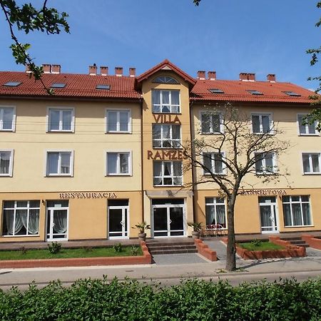 Villa Ramzes กดัญสก์ ภายนอก รูปภาพ